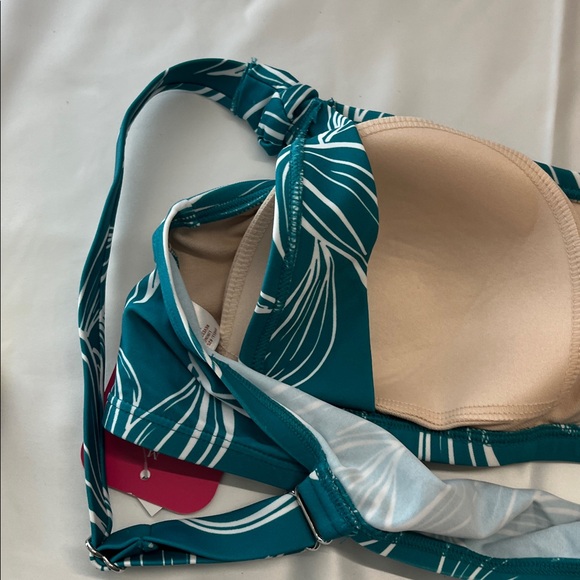 Maternity/Nursing Teal and White Leaf Print Bikini Top - Picture 7 of 8